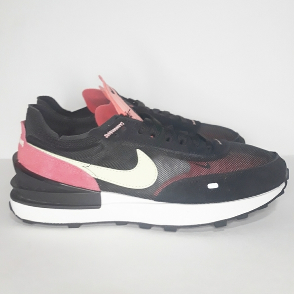Nike Waffle One. Size 6.5 - Picture 4 of 8
